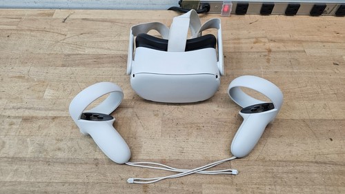 Meta Oculus Quest 2 128GB KW49CM All-In-One VR Headset W/ Controllers USED