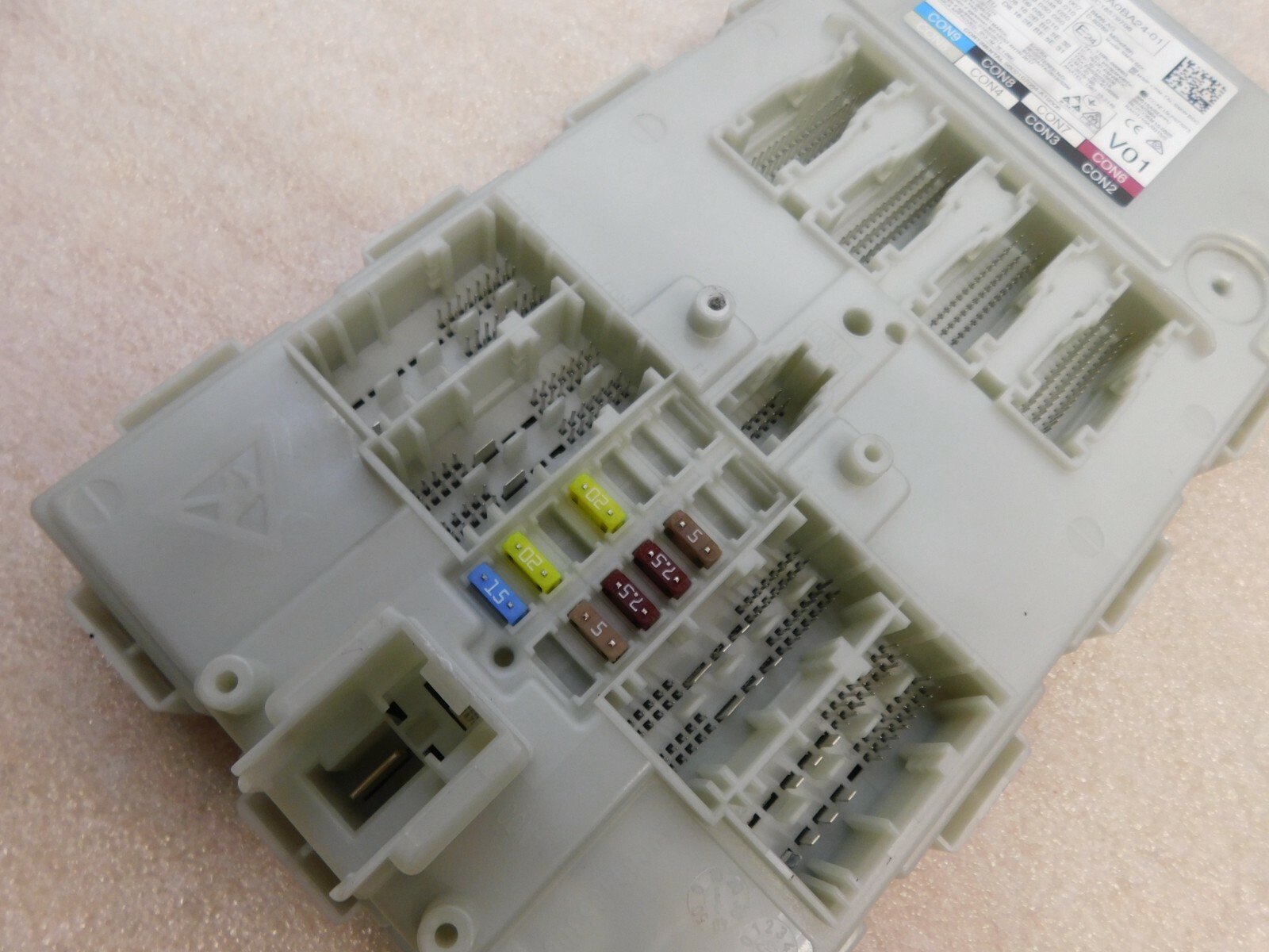 2017-2020-bmw-f90-m5-g30-g32-g11-g12-bdc-body-domain-controller-module
