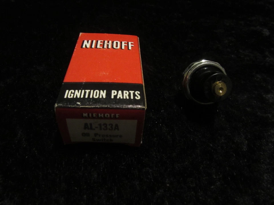 NOS 1957-1966 Chrysler DeSoto Dodge Plymouth MOPAR Niehoff Oil Pressure Switch Foto 3 de 3