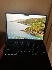 Apple MacBook Air 13.6 Apple MacBook Air 13.6