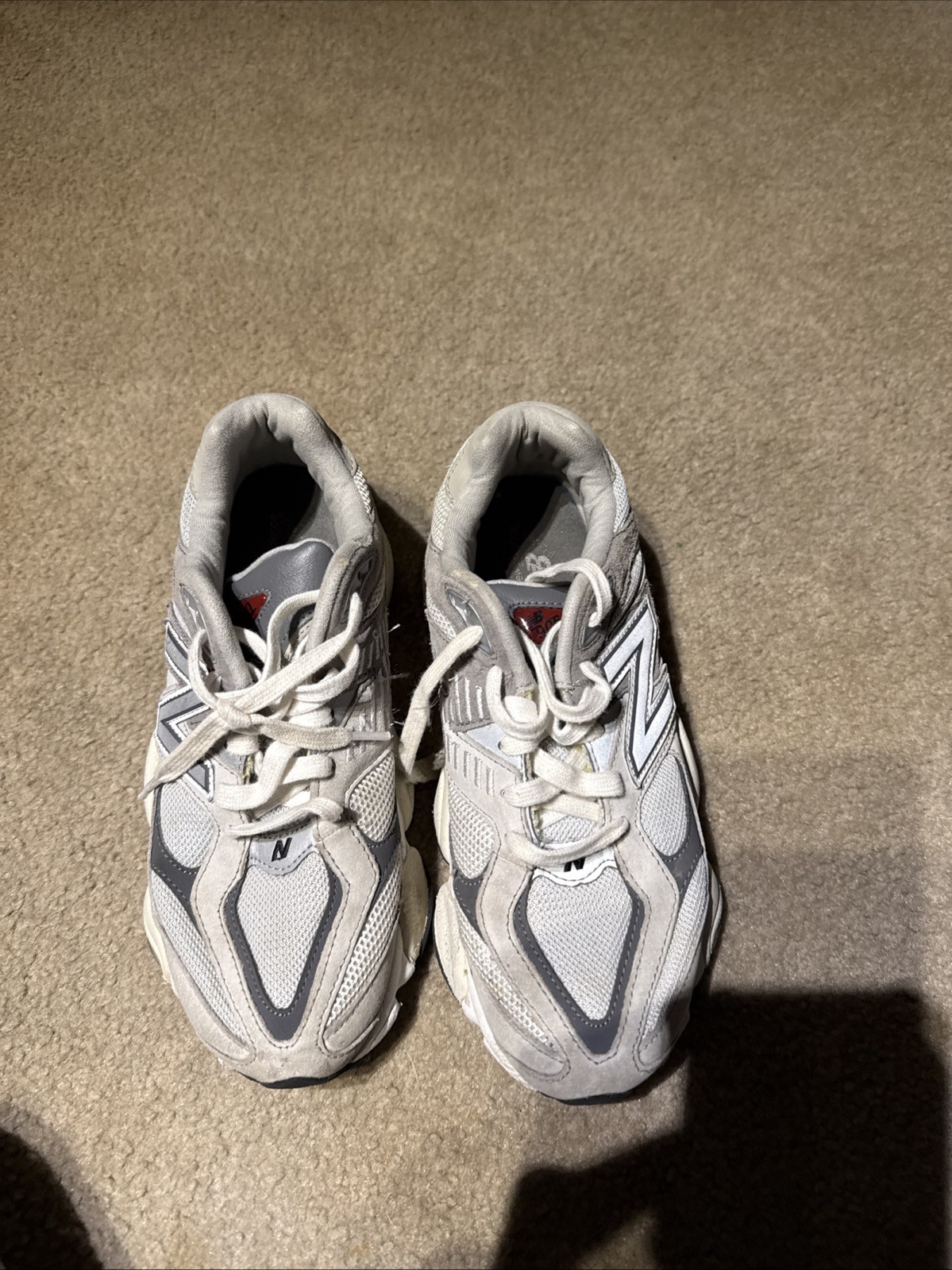 New Balance 9060 Sea Salt Moonbeam - U9060WHT size 8 euc