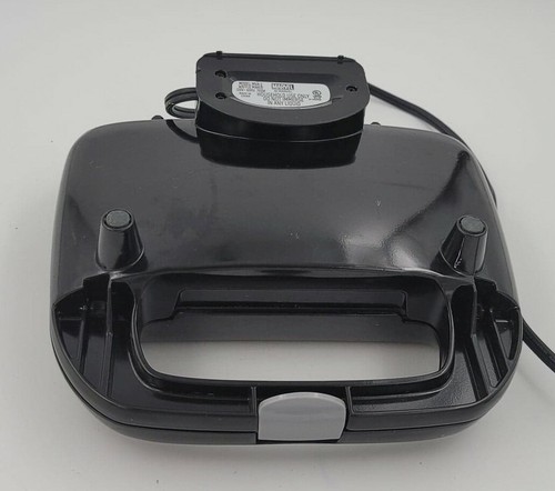 Super Heroes Marvel Avengers 2 Slice Waffle Maker Model MVA-2 Gently Used - Picture 6 of 6