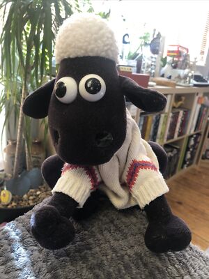 Vintage Wallace Gromit Shaun the Sheep in a Sweater Soft Toy Plush  UK