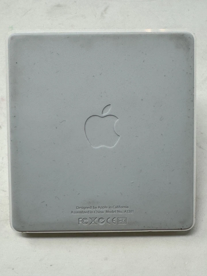 APPLE iPAD DOCKING STATION A1381 & Apple Digital AV Adapter HDMI Mc953zm/a EUC - Image 3 of 4