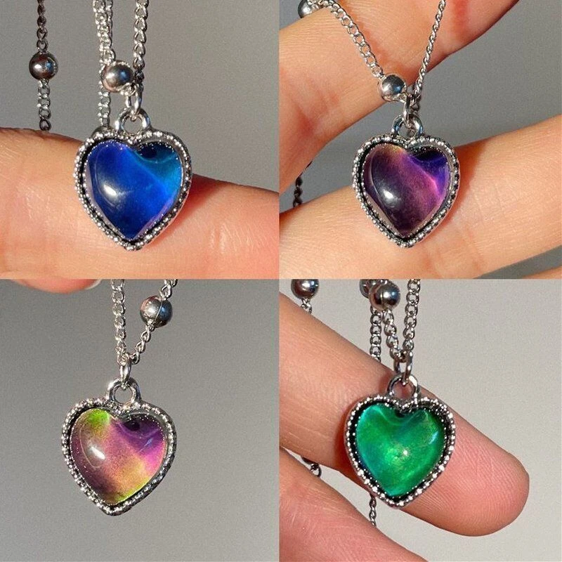 Collana con medaglione dell'umore del cuore