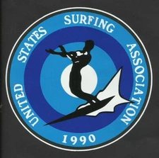 USA SURFING ASSOCIATION 1990 STICKER / DECAL OF THE 60'S/70'S SURFBOARD SURF