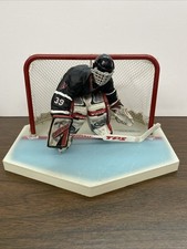 Dominik Hasek #39 Series 2 NHLPA McFarlane’s SportsPicks 5” Figure 2000