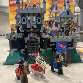 LEGO System Castle Royal Knight's Castle 6090 In 1995 Used W/Manual & Box