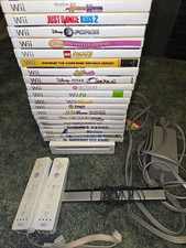 Nintendo Wii RVL-001 Console Bundle w/ 2 Controllers, Sensor Bar & Games