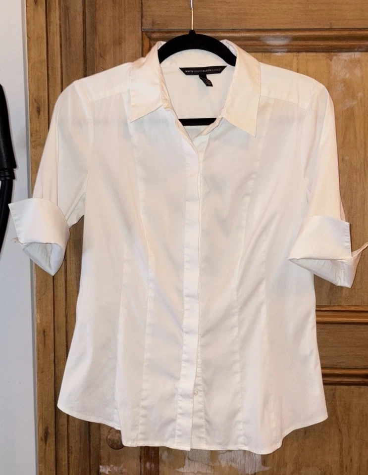 Blusa elástica White House Black Market feminina tamanho 8 branca manga 3/4 plissada peplum - Imagem 2 de 3