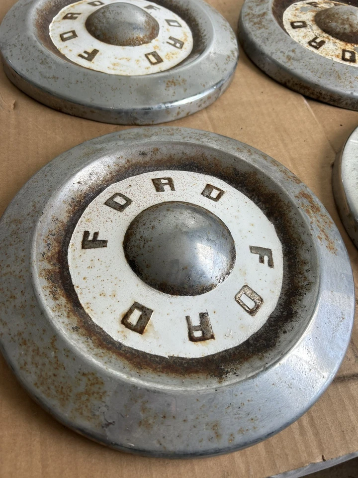 Juego de 4 tapacubos plato perro pobreza 10,5" Ford Thunderbird Fairlane 1955-1960 Foto 3 de 4