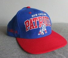 NWOT NEW ENGLAND PATRIOTS MITCHELL  NESS SNAP BACK HAT NFL OFFICIAL