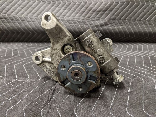 BMW E82/E84/E88/E90/E91/E92/E93 Power Steering Pump 32416779244 - 第 1/5 張圖片