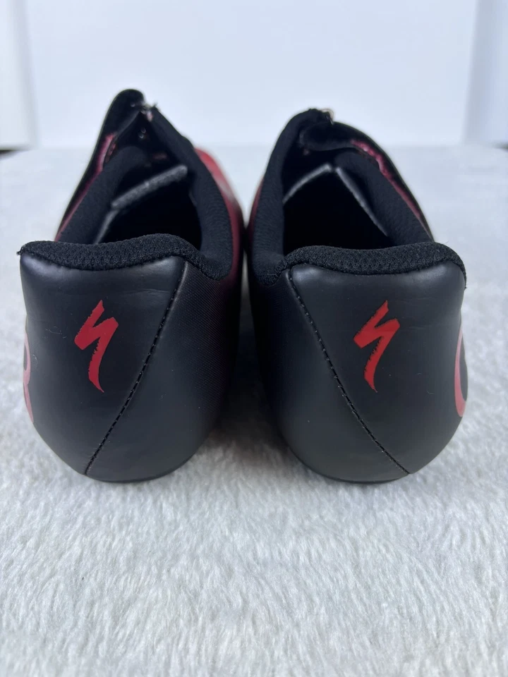 Sapatos de ciclismo Specialized Torch 1.0 Cyclebar indoor tamanho EUA 8 Euro 39 vermelho foguete - Imagem 3 de 4