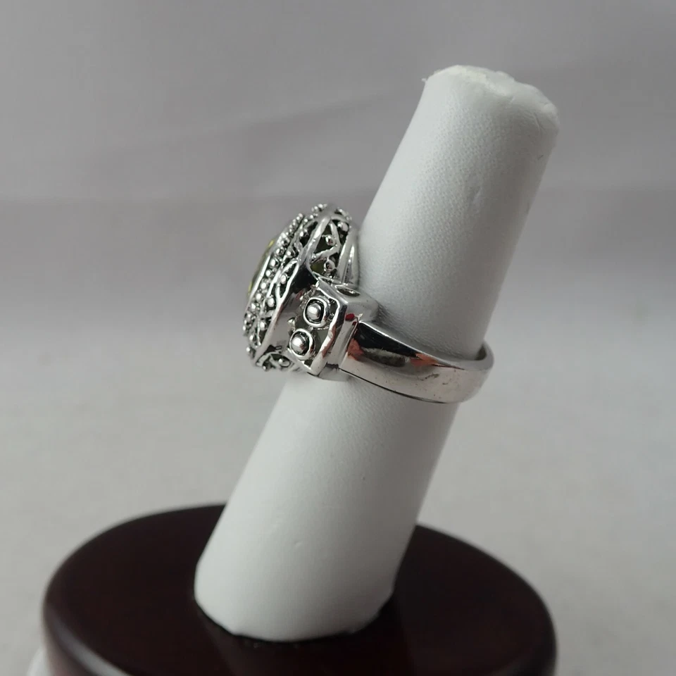 Кольцо Parklane Sizzling Lime Green CZ Solitaire размер 6,25 серебристое розничная цена 54 долл. США - Изображение 2 из 4