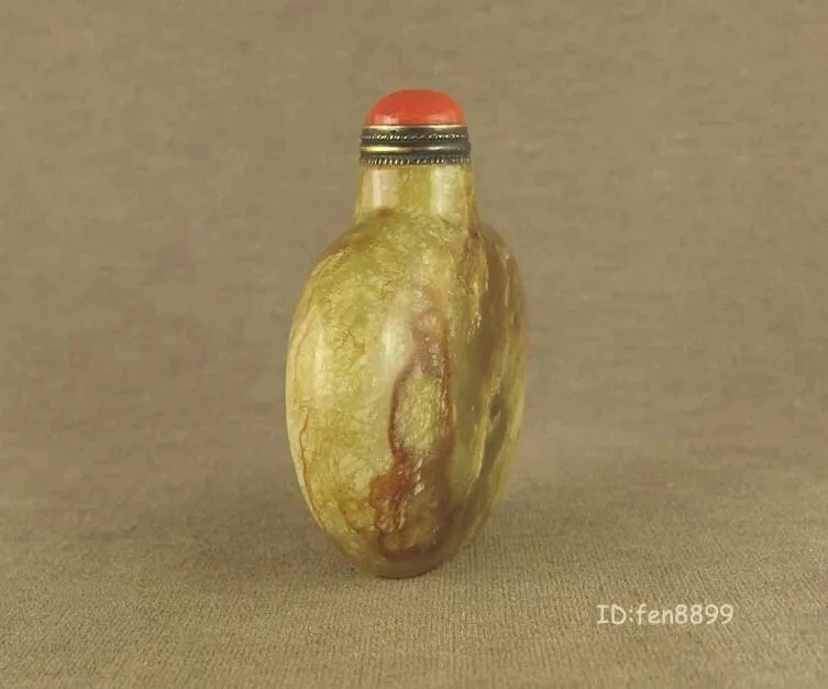 Botella de tabaco tallada en jade forma redonda plana china con tapa superior de coral rojo Foto 4 de 4