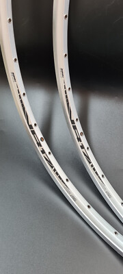 2 x Felge 28'' RODI VR17  Trekking 17-622 abgedreht - 32 Loch für V-Brake silber