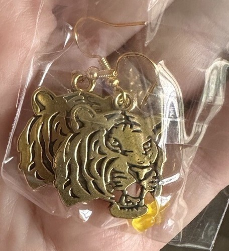 LSU Tigers Earrings Gold Metal Pierced 1” Dangling Hook New Game Day Tailgate - Picture 2 of 5