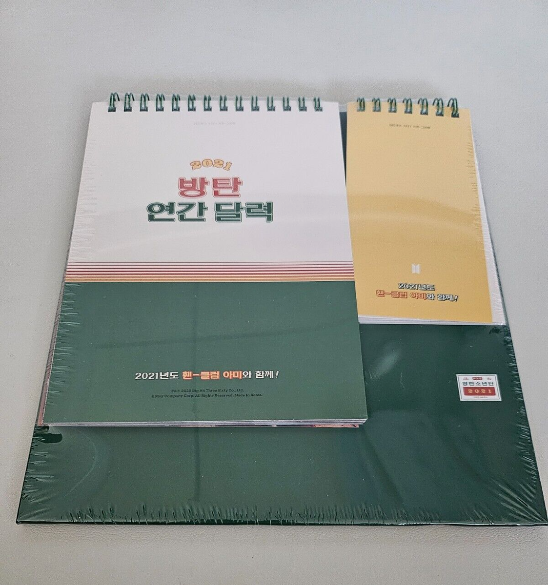 BTS 2021 SEASON'S GREETINGS【DVD】 s-l400.jpg