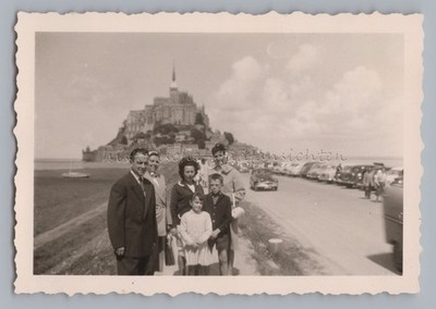 Le Mont-Saint-Michel Frankreich 1950 - Reise Parkplatz Autos - Altes Foto