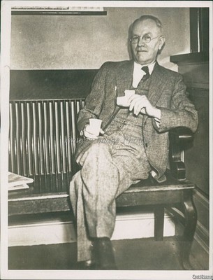 1937 Rep Dr J A Gray Stages Sit Down Strike In Mo Capitol Politics Photo 7x9
