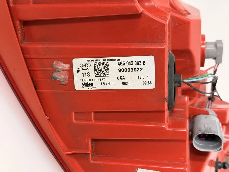 2012 2015 Audi A6 OEM Right Rear Taillight Quarter Mounted 90003930 - Image 4 of 4