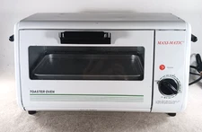 Maxi-Matic Toaster Oven Vintage White with Pan