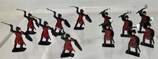 VTG Heralds Britains Medieval Knights 2.5" Plastic Toy Figures 12 Piece Set