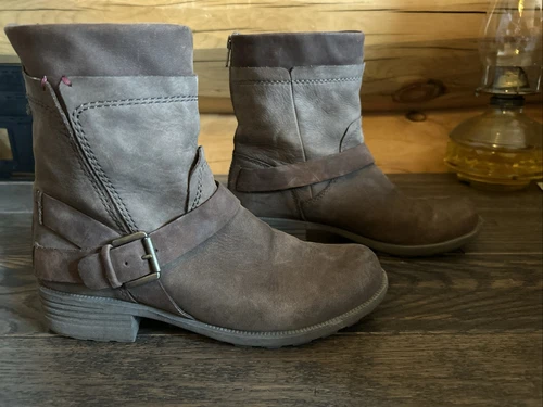 Stivaletti Cobb Hill (new Balance) nabuk zip donna 8