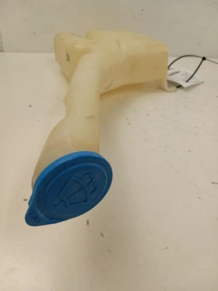 2001-2003 HONDA CIVIC WASH RESERVOIR - Image 3 of 4