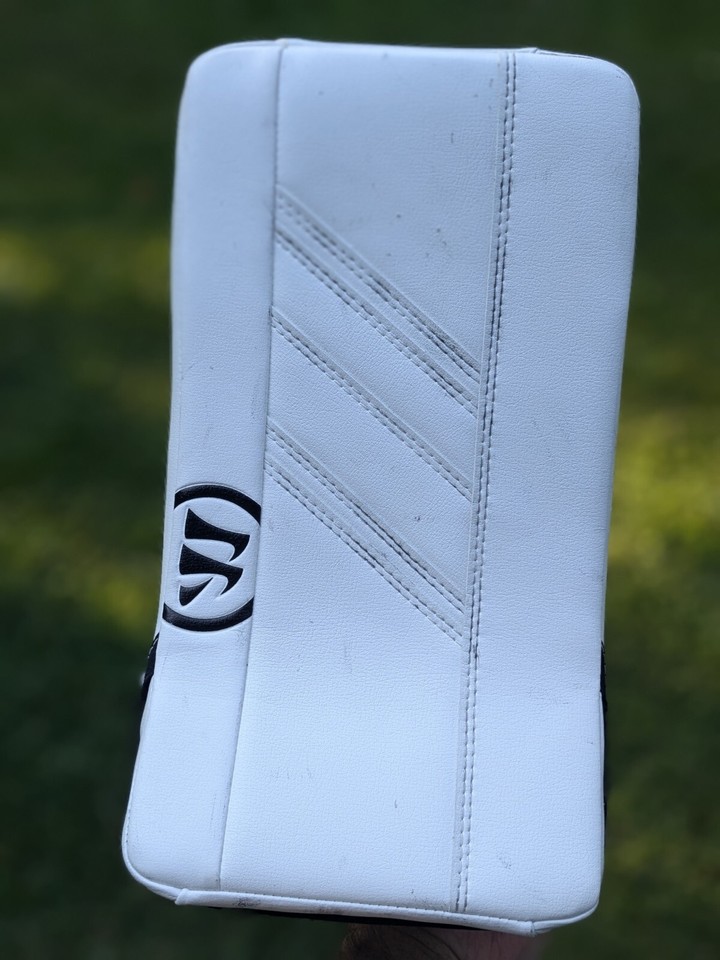 Warrior Full Right Intermediate R/GT2 Blocker And R/G6E+ Glove