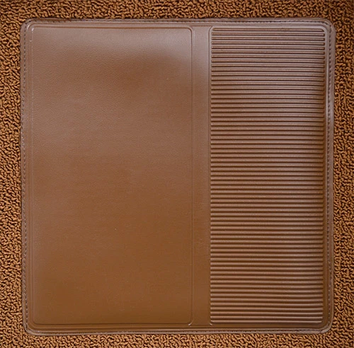 International 1000B Travelall 1967 personalizado 2 y 4x4 bucle alfombra área de pasajeros Foto 3 de 4