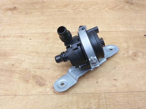 BMW 5er G30 G31 530i B48 Zusatzkühlmittelpumpe Wasserpumpe 9147359 (52Tkm)