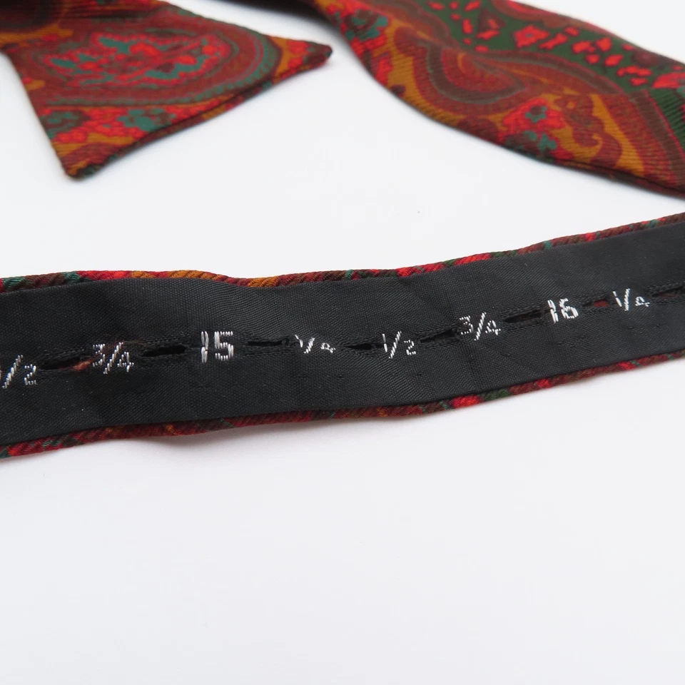 Brooks Brothers Makers Bow Tie Silk Red Green Paisley 2.5" Wide Self Tie - Image 4 of 4