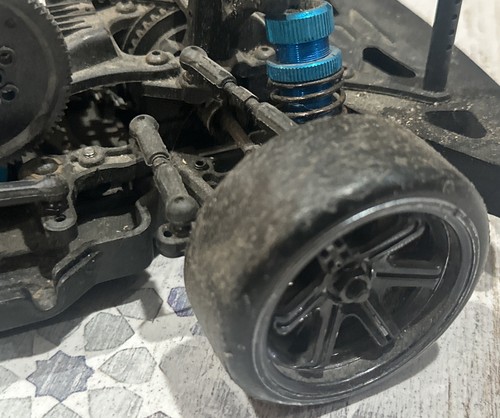 REDCAT RACING thunder drift brushed 4x4 drift car 1/10. - Picture 14 of 16