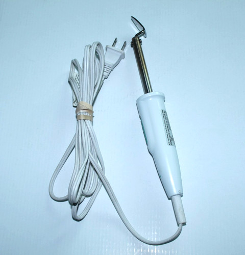 Clover Mini Iron Sewing, Quilting, Craft, Model Building MCI 900 High/Low/Off