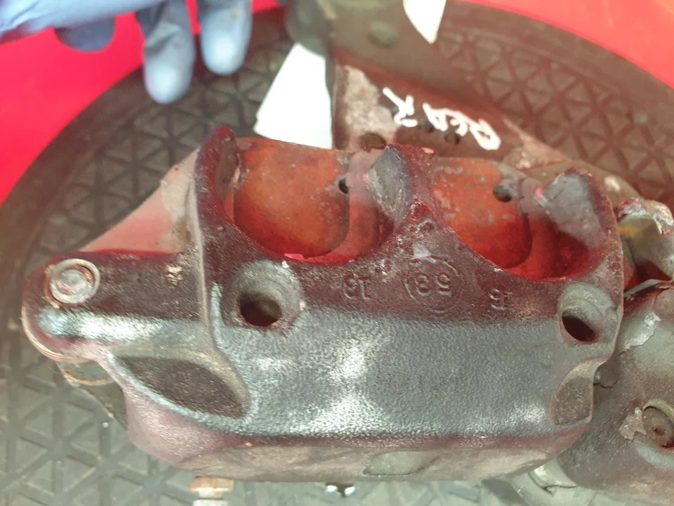 Pinza de freno trasera Harley Davidson FXDBC STREET BOB LTD 16 2016 1,7 L gasolina Foto 4 de 4