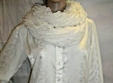 CHIC Infinity Scarf White Off-White Ruffly Sheer Acrylic Soft and Lovely Box*02