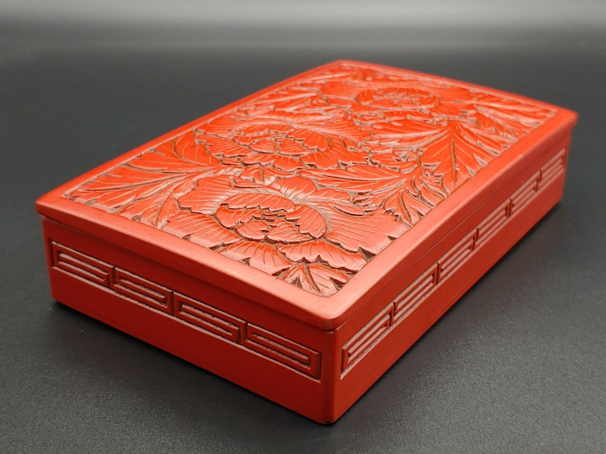剔红木胎漆器珠宝盒Chinese Wood Cinnabar Lacquerware Carved Art