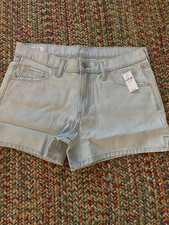 Women's Gap High Rise, Zip Fly, Light Wash Shorts Size 32/14 NWT