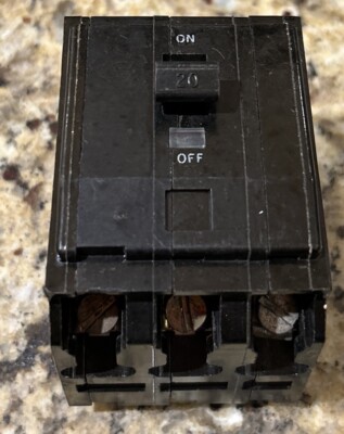 Square D QOB320 BOLT ON CIRCUIT BREAKER 3- POLE 20 A
