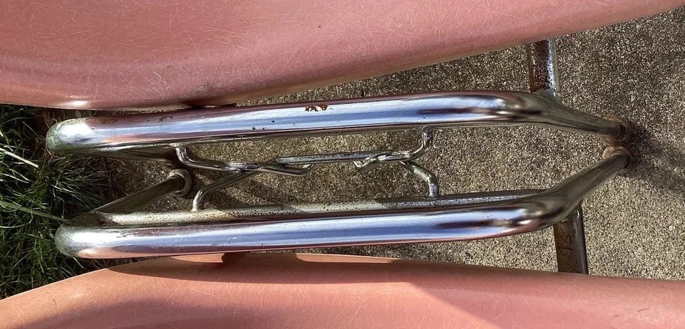 Juego 4 MCM Fibra de Vidrio Carcasa Apilable Silla Banco Rosa Coral Foto 4 de 4