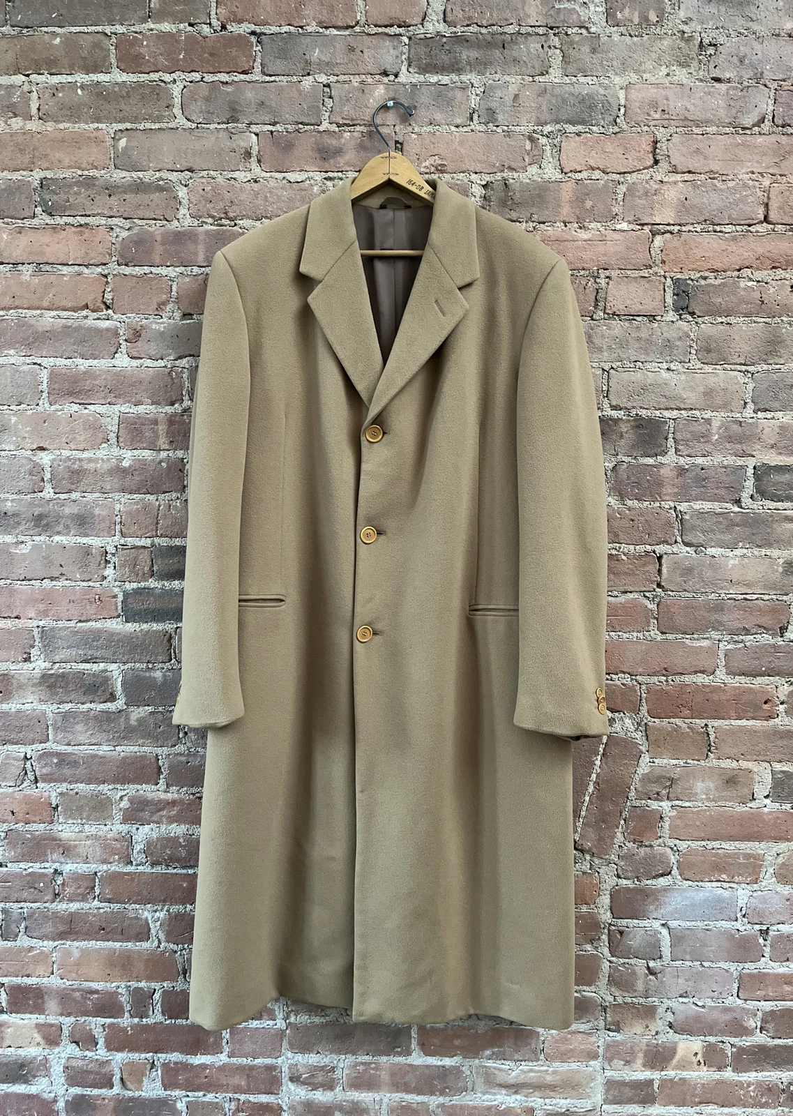 Giorgio Armani — Vintage Giorgio Armani Men’s 100% Cashmere Coat, Sz Large Italy