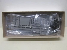 TICHY TRAIN # 4042~UNDECORATED 40' BULKHEAD PULPWOOD FLAT CAR KIT~HO SCALE~LOT C