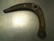 Triangle de suspension Peugeot 2008