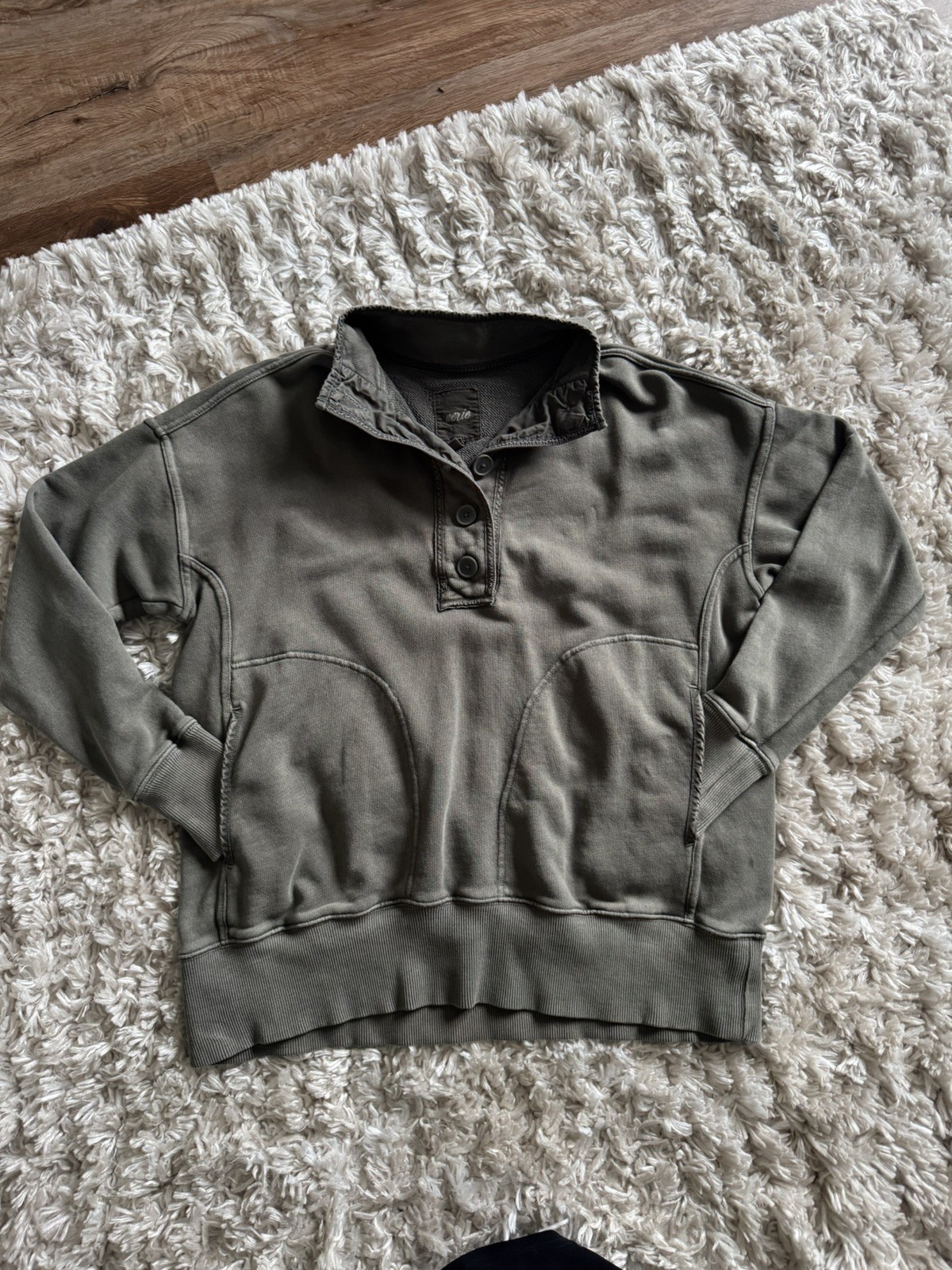Aerie Oversized Distressed Olive Green Pullover Size XS