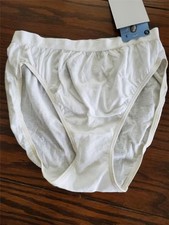 NWT JOCKEY COMFIES COTTON FRENCH CUT PANTIES 1361 177 wht size 5