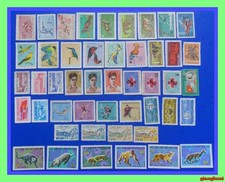 Nordvietnam Briefmarkensätze - Lot von 47 Briefmarken postfrisch NGAI