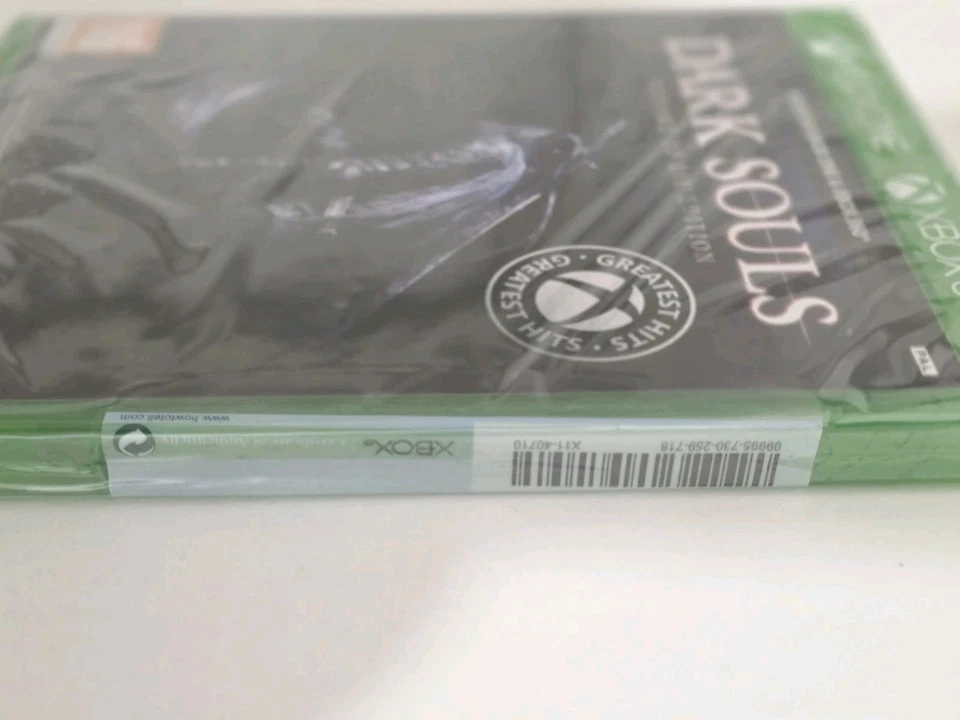 Dark Souls: Prepare to Die Edition Greatest Hits (Xbox 360 / Xbox One) Brand New - Image 2 of 3