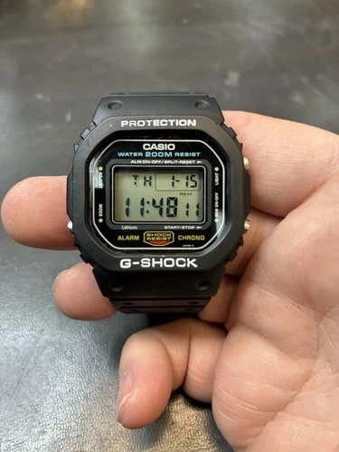 Vintage Casio G-Shock DW-5600 Working Good